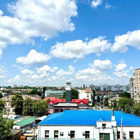 Comfortable Apartments With A Coffee Machine In The City Centre, Zlata Plaza Rivne Eksteriør billede