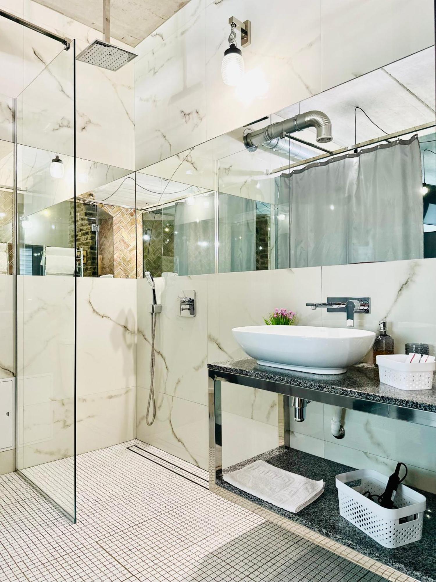 Comfortable Apartments With A Coffee Machine In The City Centre, Zlata Plaza Rivne Eksteriør billede